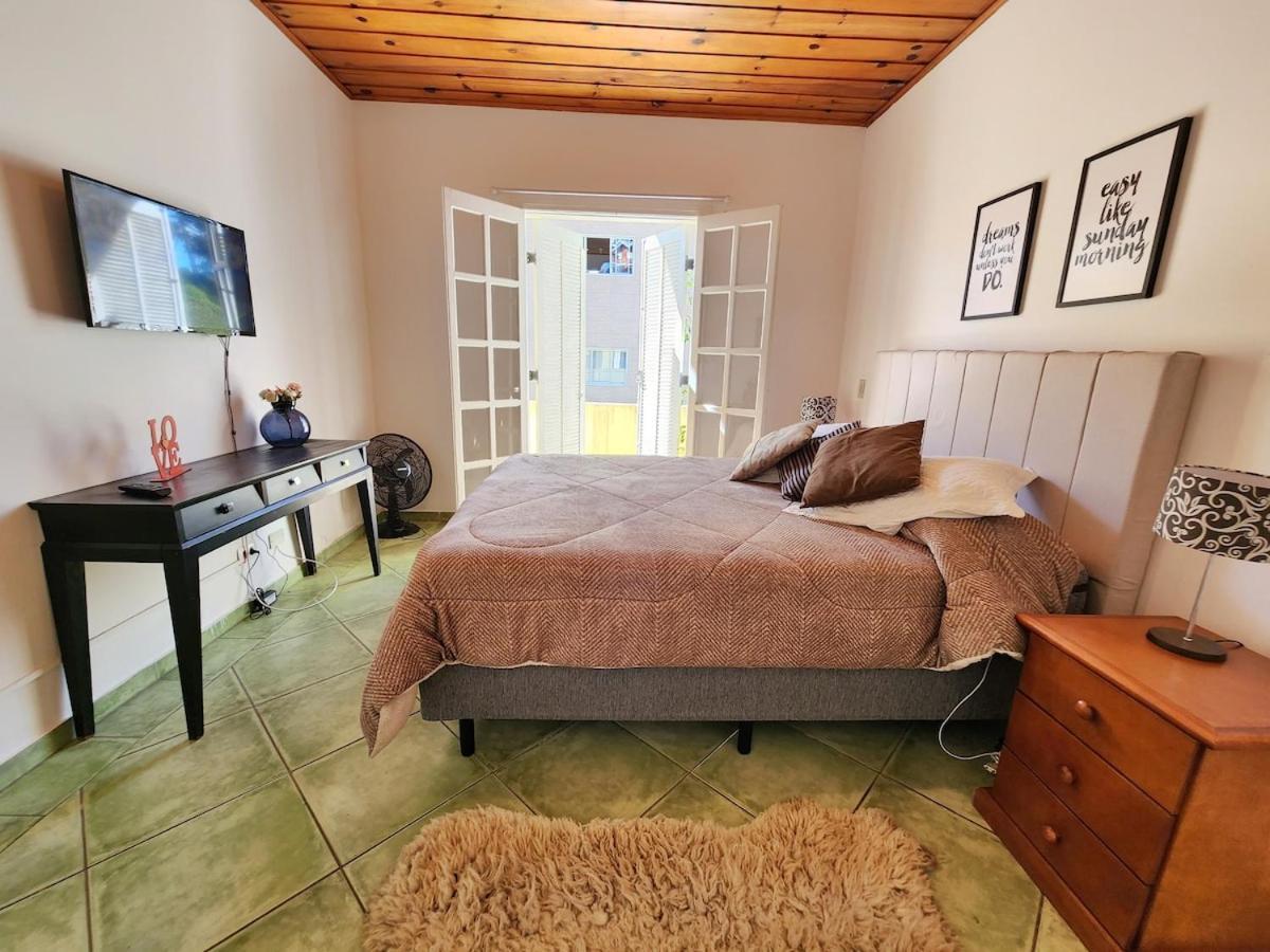 Vila Ed - Vila 01 - Sua Casa Em กังโปสดูจอร์เดา ภายนอก รูปภาพ